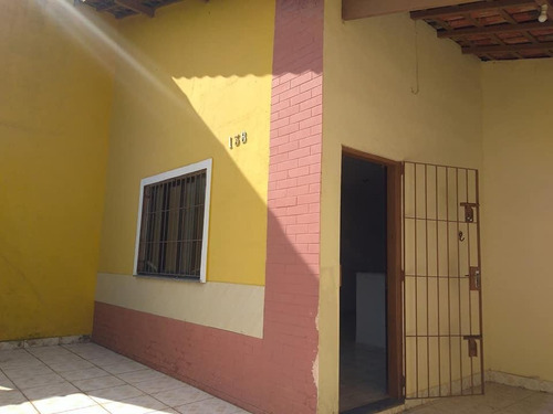 Imagem 2 de 8 de Casa À Venda Lado Praia Em Mongaguá. 1328