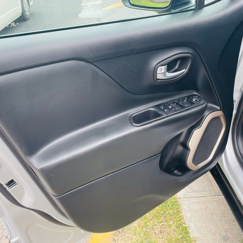 Imagen 15 de 15 de Jeep Renegade Latitude 2018