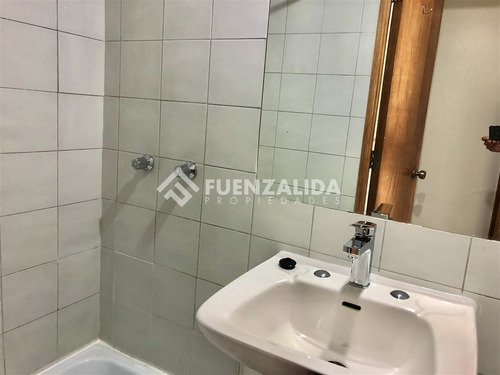 Luminoso Departamento En Arriendo 3d-2b En Sector El Golf