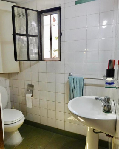 Casa A La Venta En Don Torcuato Con Jardin Y Pileta