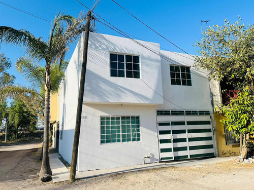 Se Vende Casa En Col.albino García Zona Norte