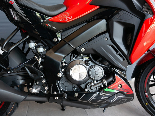 Imagen 10 de 25 de Benelli 180s - No Bajaj Ns200, No Honda Cb 190!