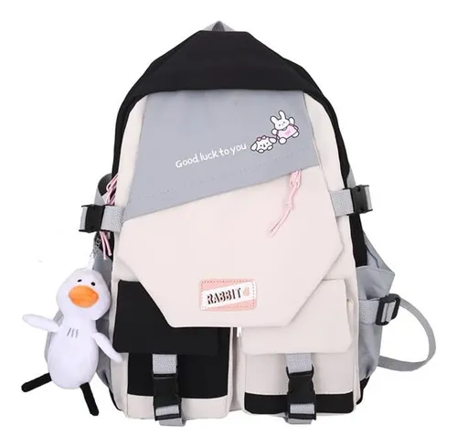 Cuantos litros tiene una mochila escolar sale