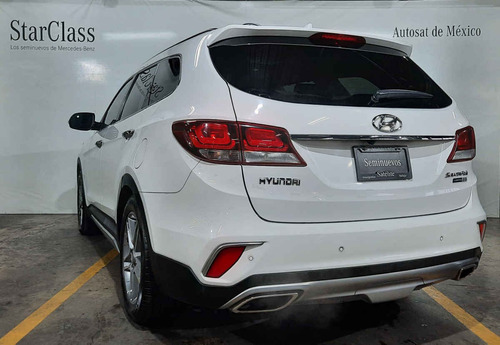 Imagen 3 de 15 de Hyundai Santa Fe 2019 5p Limited Tech V6/3.3/t Aut