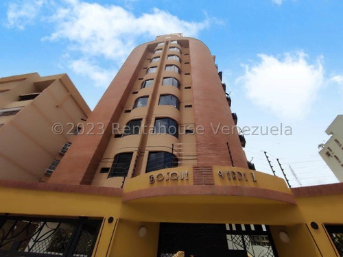 Apartamento En Venta En Urb. El Bosque, Maracay Cod. 23-30293 Dvm