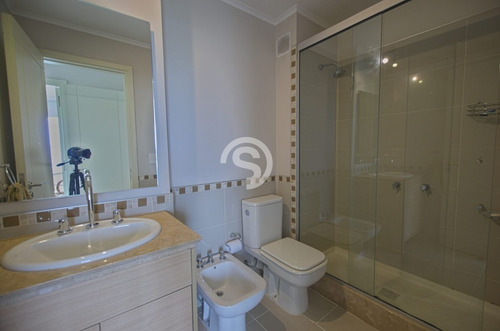 Apartamento A La Venta En Ocean Drive, 2 Dormitorios- Ref: 3338