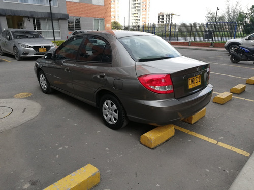 Kia Rio Stylus Ls