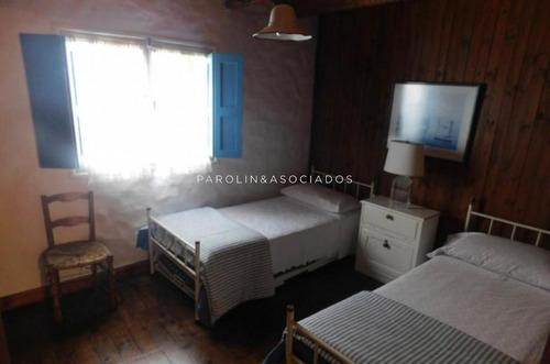 Casa En Venta De 5 Dormitorios En La Barra -ref:3949