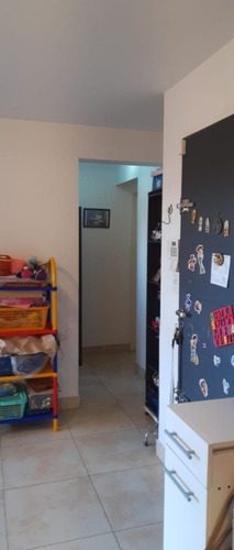 Imagen 7 de 12 de Departamento De 2 Ambientes En Venta - Moron Centro