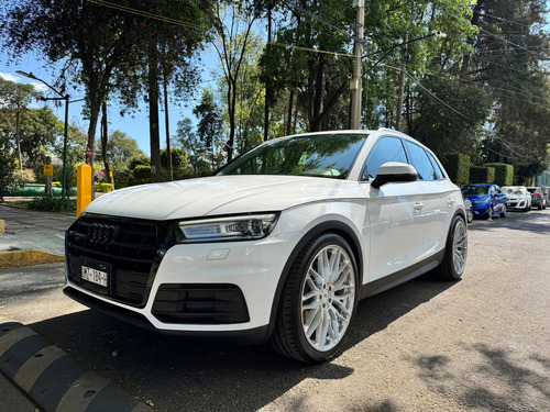 Audi Q5 2.0 L T Dynamic Dsg