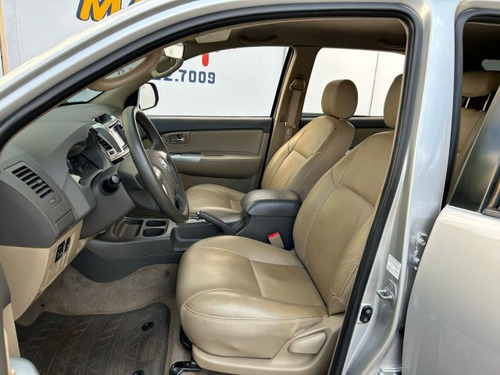 Toyota SW4 SW4 2.7 SR 4X2 16V FLEX 4P AUTOMÁTICO