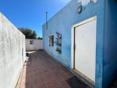 Casa En Ph-venta. Dos Dormitorios- Saladillo.
