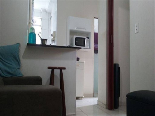 Imagem 6 de 30 de Apartamento Em Bom Estado Com Uma Otima Localizacao Para Voce E Para Sua Familia Perto De Onibus Escolas Padarias Cursos Profissionalizantes Tudo Para Voce Aproveitar Ve - Hm2042