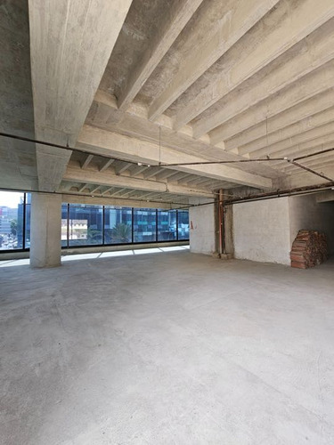 Edificio Comercial En Venta 3.400 M2 - Urb. Las Mercedes