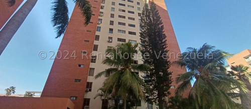 Apartamento En Venta Barquisimeto Zona Este 24-20109 App 