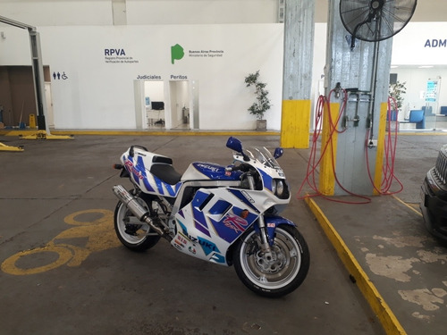 Suzuki Gsxr1100