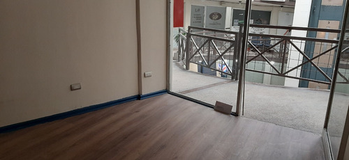 Arriendo Local En Excelente Sector De Vitacura
