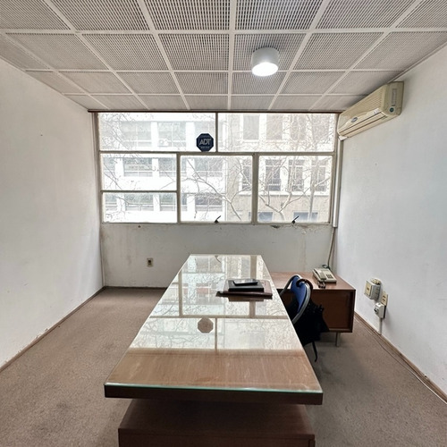 Alquiler Oficina O Consultorio En Centro De Montevideo 60mts2.