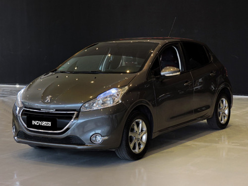 Peugeot 208 Allure 1.5 2013