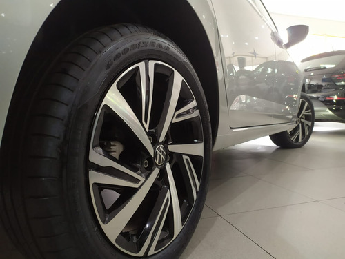 Volkswagen Virtus 1.0 200 TSI Highline (Flex) (Aut)