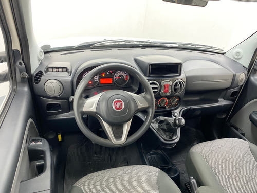 Fiat Doblò Doblo Essence 1.8 Flex 16v 5p