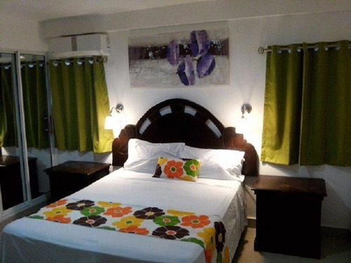 Hotel En Venta En Gazcue Con 33 Habitaciones En Oferta En Funcion