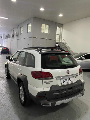 Imagen 9 de 17 de Fiat Palio 2016 1.6 Adventure 115cv