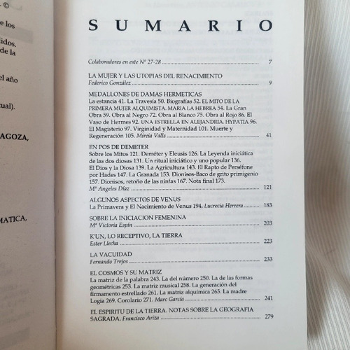 Imagen 3 de 10 de Symbolos Revista Internacional N°27/28 Lo Femenino La Mujer