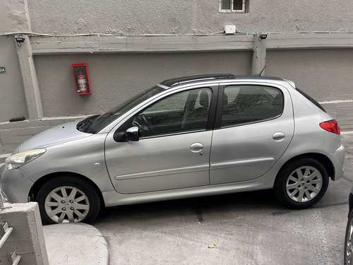 Peugeot 207 1.6 sedan xt premium tiptronic