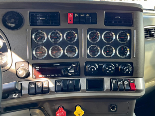Kenworth T680 2019