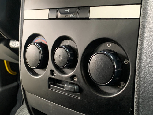 Fiat Idea 1.6 MPI ESSENCE 16V FLEX 4P MANUAL