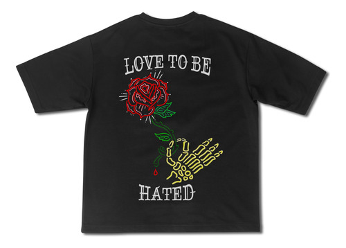 Remera Oversize Love To Be Hated Exclusive