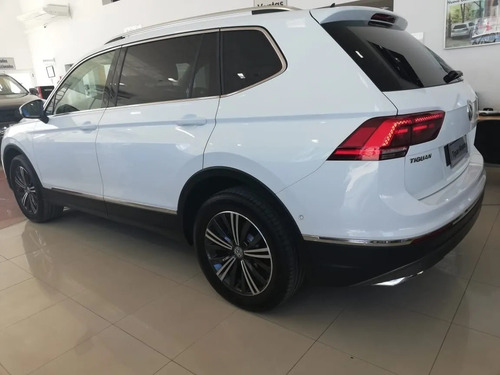 Imagen 3 de 15 de Volkswagen Tiguan Allspace 2.0 Tsi Highline Dsg Nv