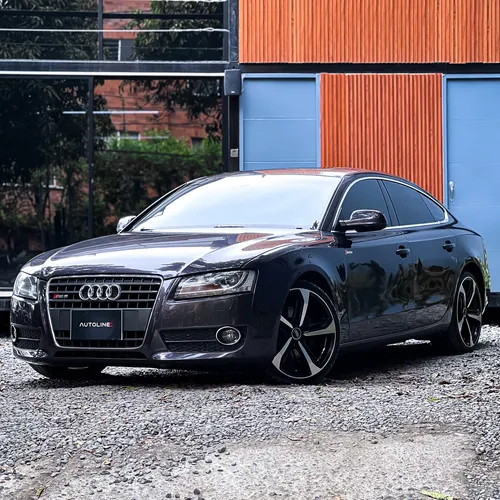 Audi A5 Rs 2011
