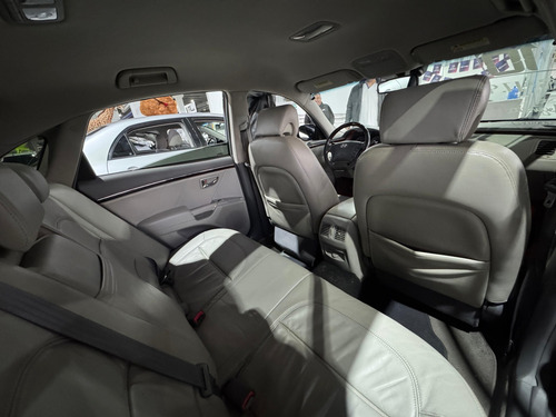 Hyundai Azera 3.3 MPFI GLS SEDAN V6 24V GASOLINA 4P AUTOMÁTICO