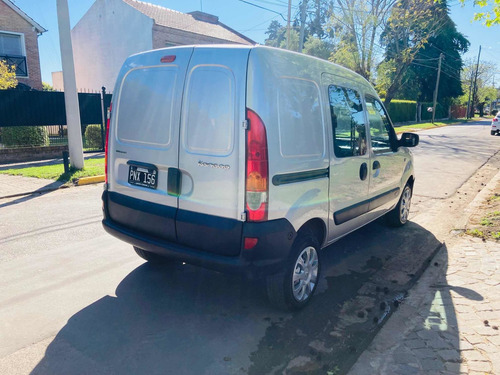 Imagen 5 de 15 de Renault Kangoo 1.6 Furgon Ph3 Confort 2016