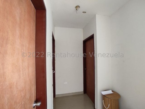 Imagen 11 de 30 de Apartamentos En Venta En Zona Centro Oeste Barquisimeto, Lara #23- 4395 Profesional Inmobiliario : Romer Gonzalez 04147086673