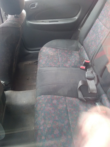 Mazda 323F 1.7 Sedan Glx