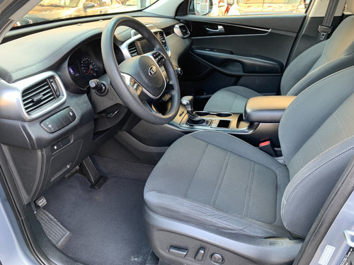 Kia Sorento 2.4 Lx At