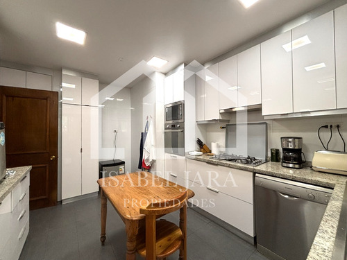 Excelente Depto Remodelado Venta 2d/3b/estar/patio Vitacura