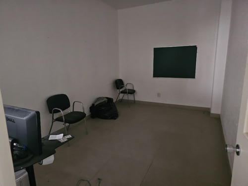 Local Comercial Acondicionado Para Escuela O Consultorios En Garza Sada