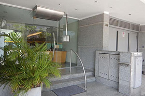 Departamento En Belgrano. 3 Dormitorios, Balcón Aterrazado Reciclado.