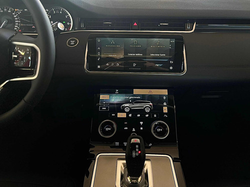 Imagen 13 de 21 de Land Rover Range Rover Evoque New Model P300e Hibrida