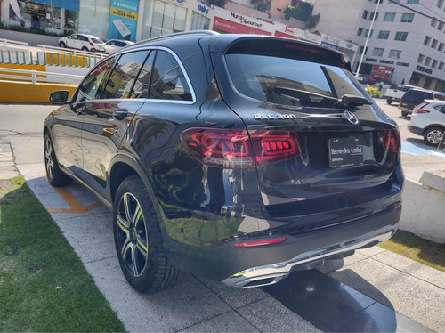 Imagen 4 de 14 de Mercedes-benz Clase Glc 2020 2.0 300 Off Road At