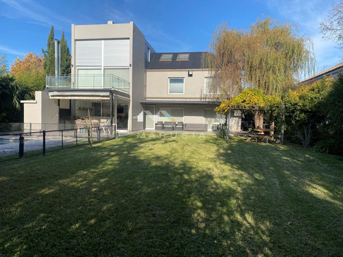 Casa En Venta En Galápagos, Pilar, G.b.a. Zona Norte