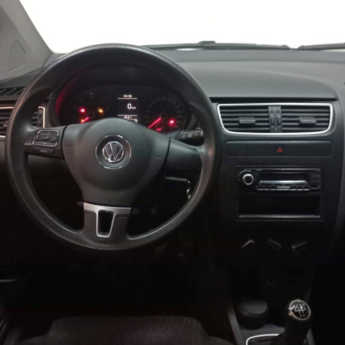 Imagen 10 de 11 de Volkswagen Fox Trendline 1.6l 5p