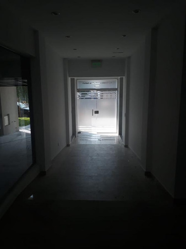 Imagen 3 de 19 de Oficina 43 M² A Estrenar - Frente - S.justo (ctro)