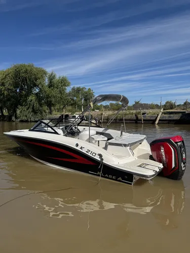 Klase A K210 Evinrude 150 Hp G2