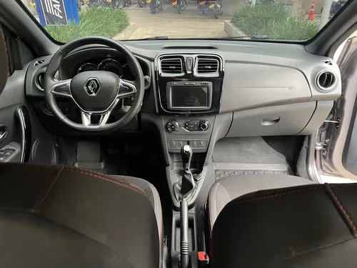 Renault Stepway 1.6 Intense Automática