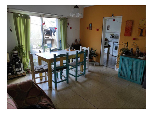 Imagen 2 de 4 de Ph En Venta - 2 Dormitorios 1 Baño - 50mts2 - Tandil